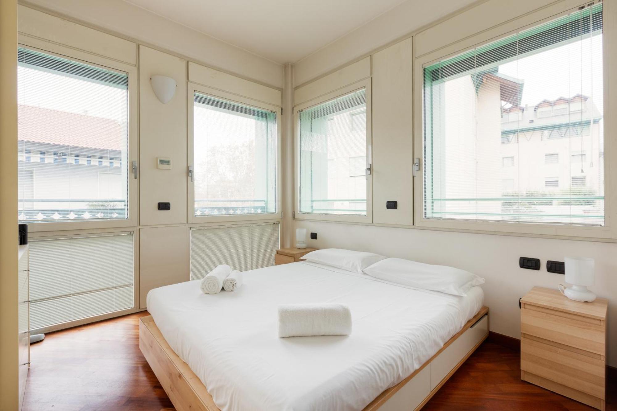 Bright & Comfy Apartment With Parking 밀라노 외부 사진